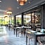 Z Through By The Zign Hotel