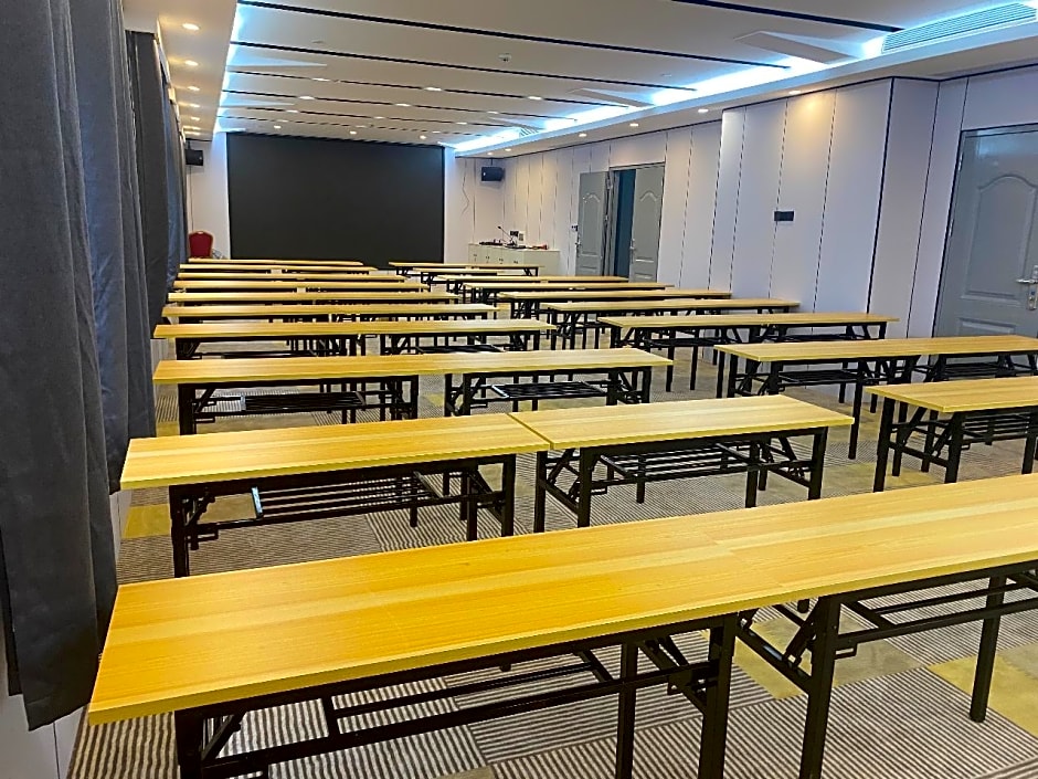 City Comfort Premier Hotel Guigang Sports Center Wanda