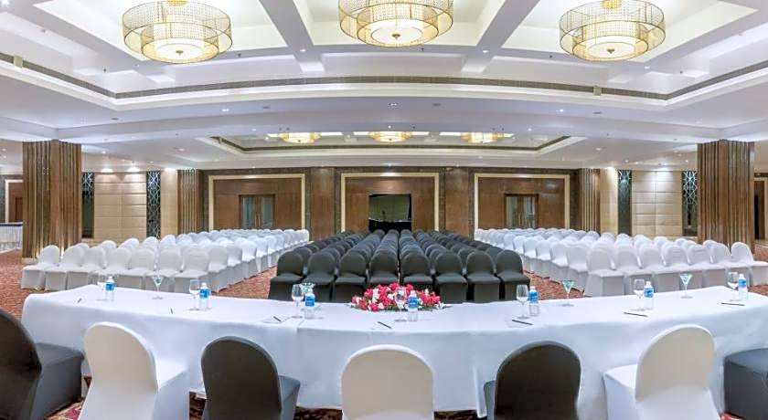 Golden Tulip Chandigarh - Panchkula