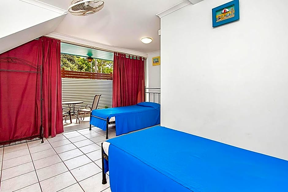 Caravella Backpackers