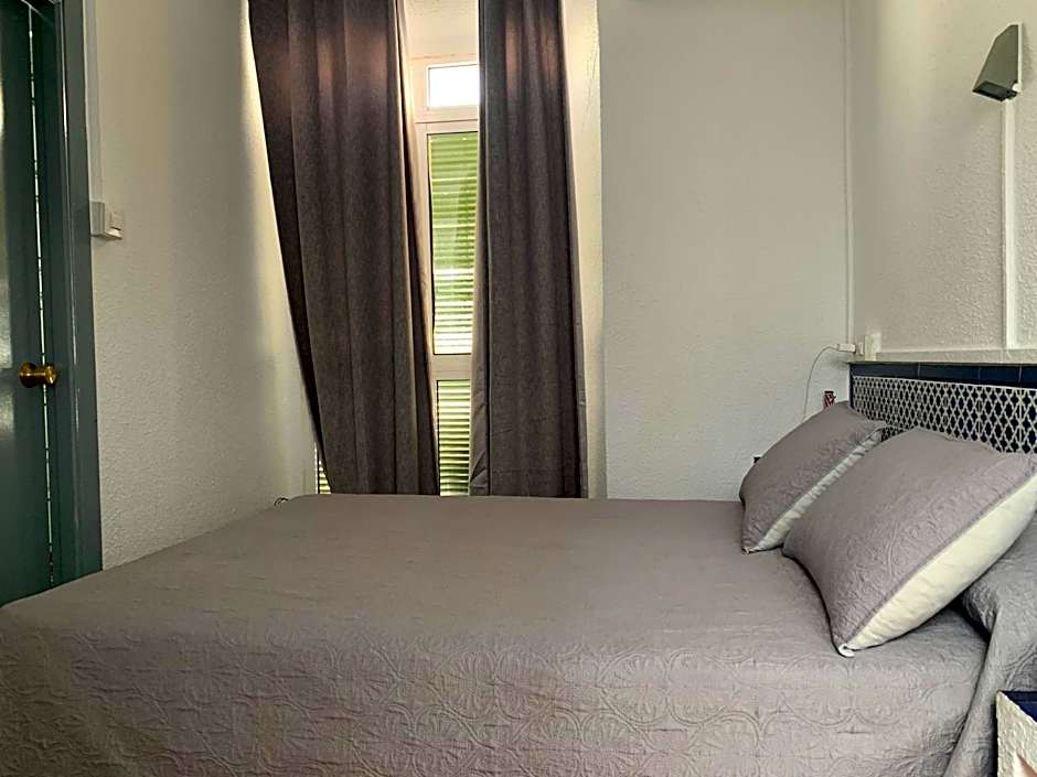 Hostal Alcobia