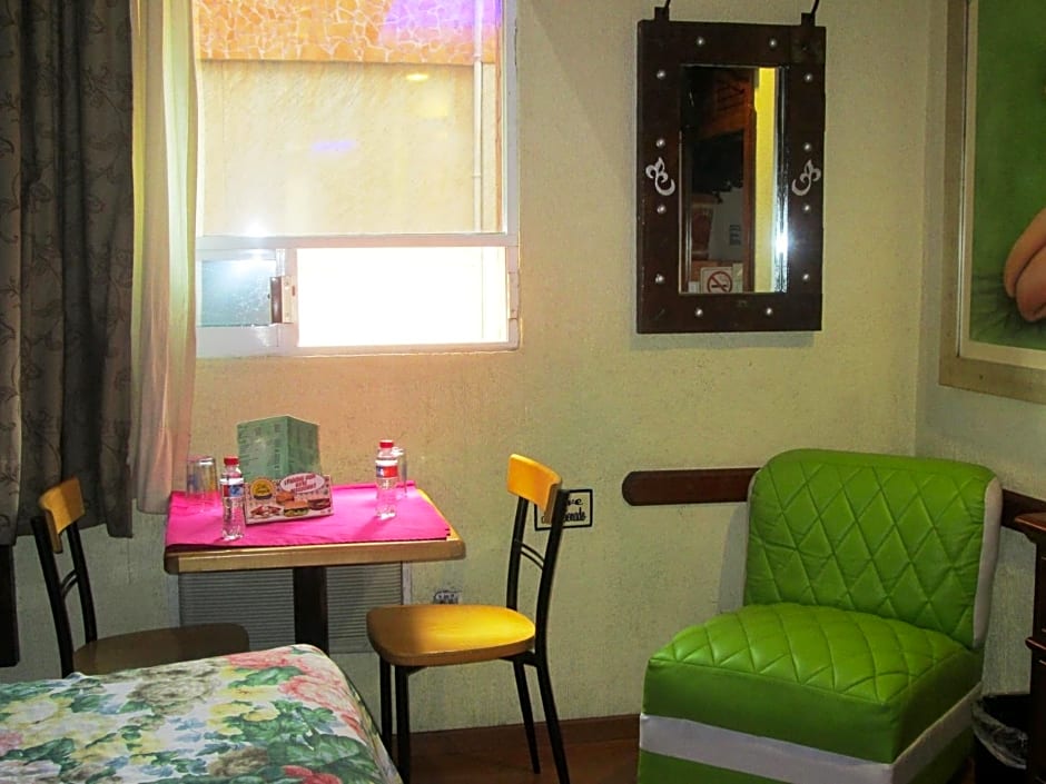 Hotel Real Azteca