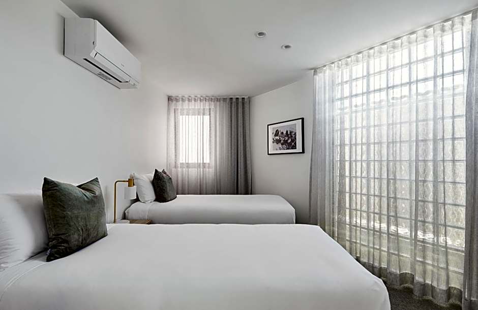 The Clairfield Hotel