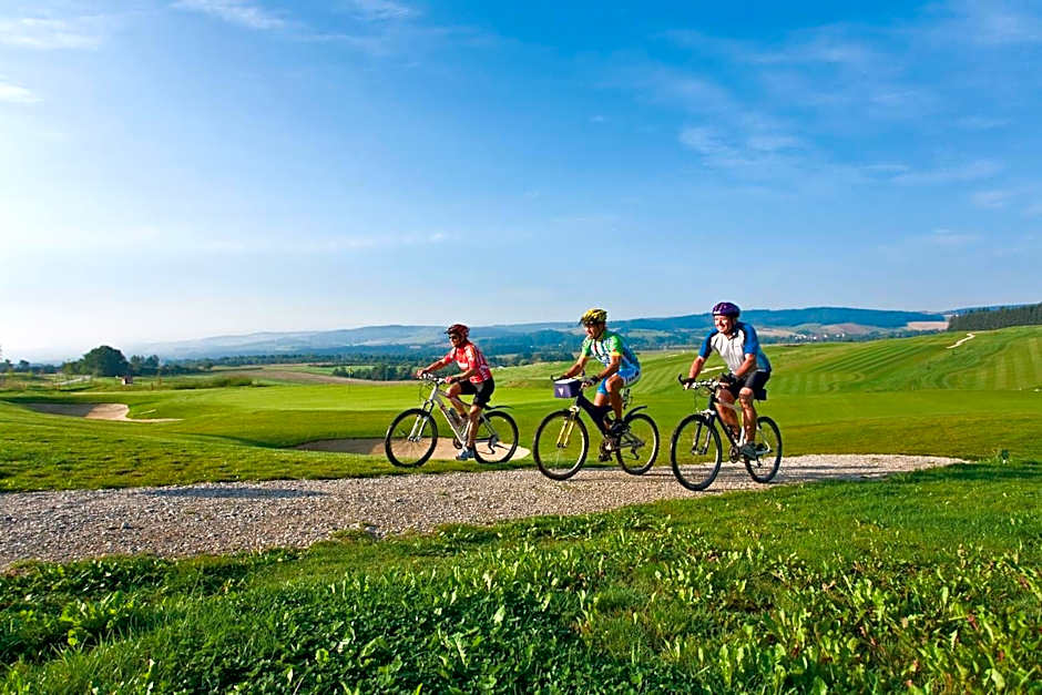 Chalet An der Brunnader-Ihr perfekter Rückzugsort in der Bayerischen Toskana-Überwiegend mit Klima-3Geh-Min zur Therme