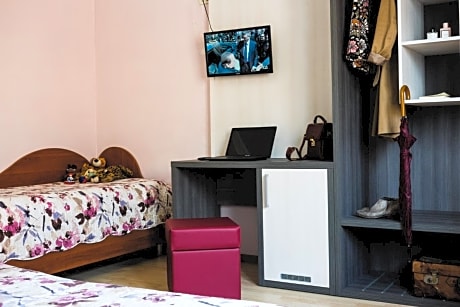 Standard Family Room