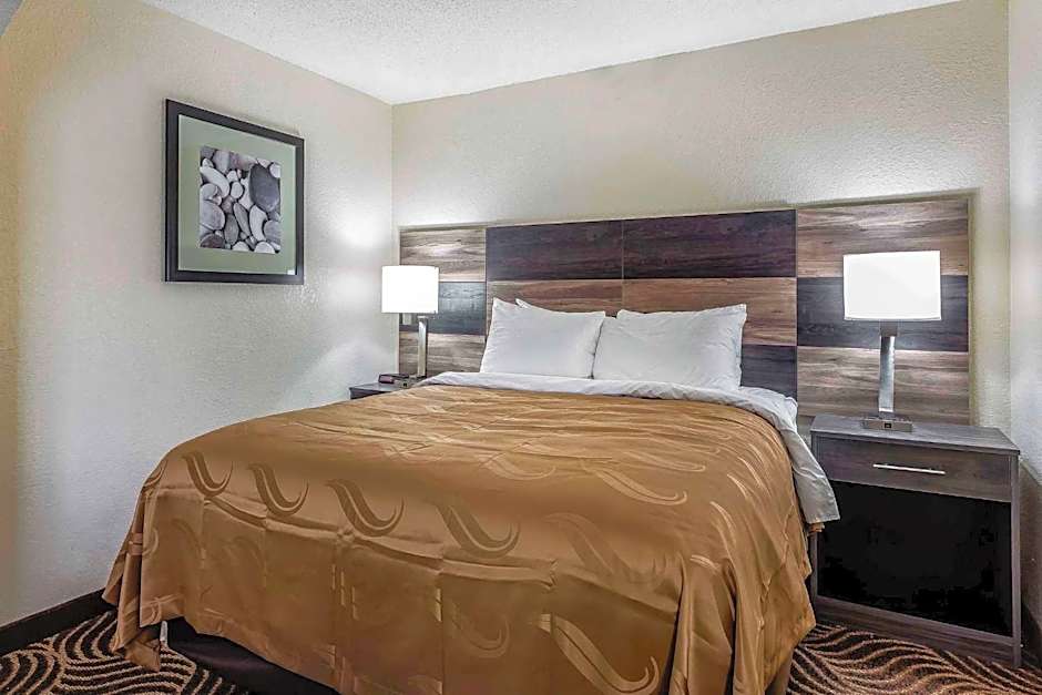 Quality Inn & Suites Salisbury South