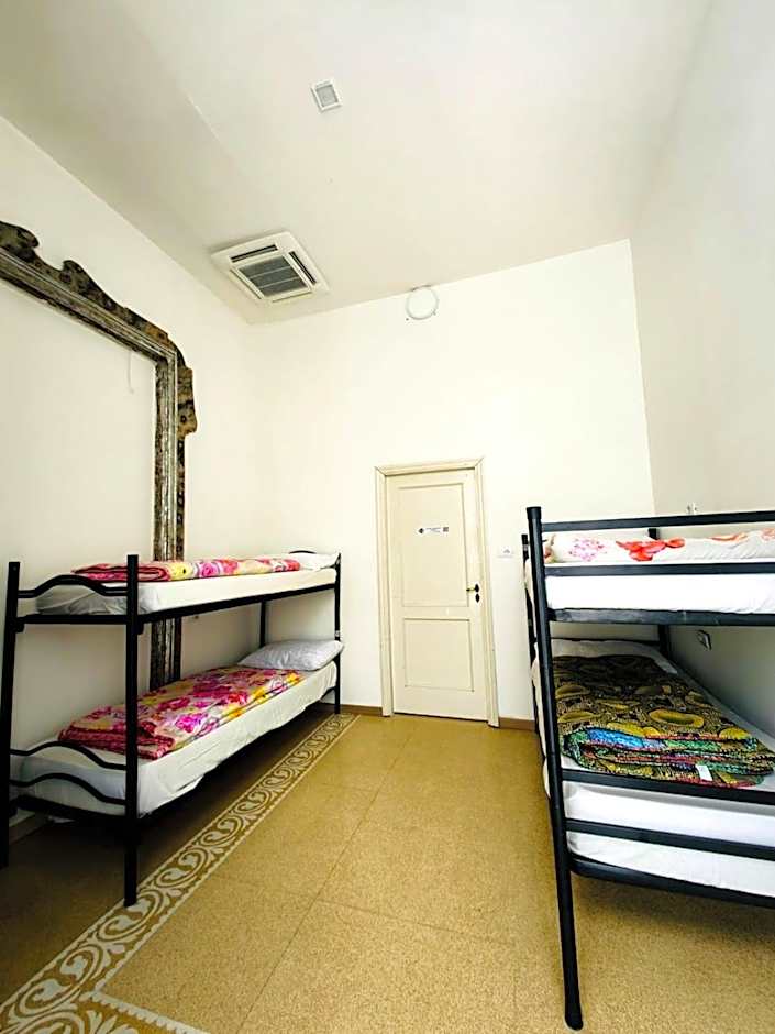 Salerno Experience Hostel