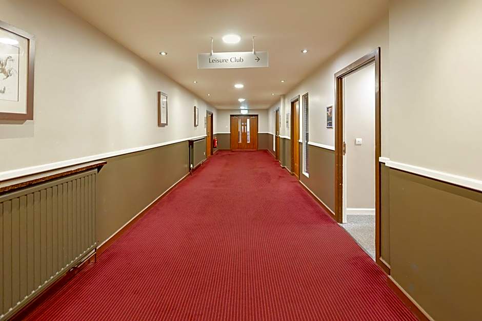 Gloucester Robinswood Hotel By Sunday