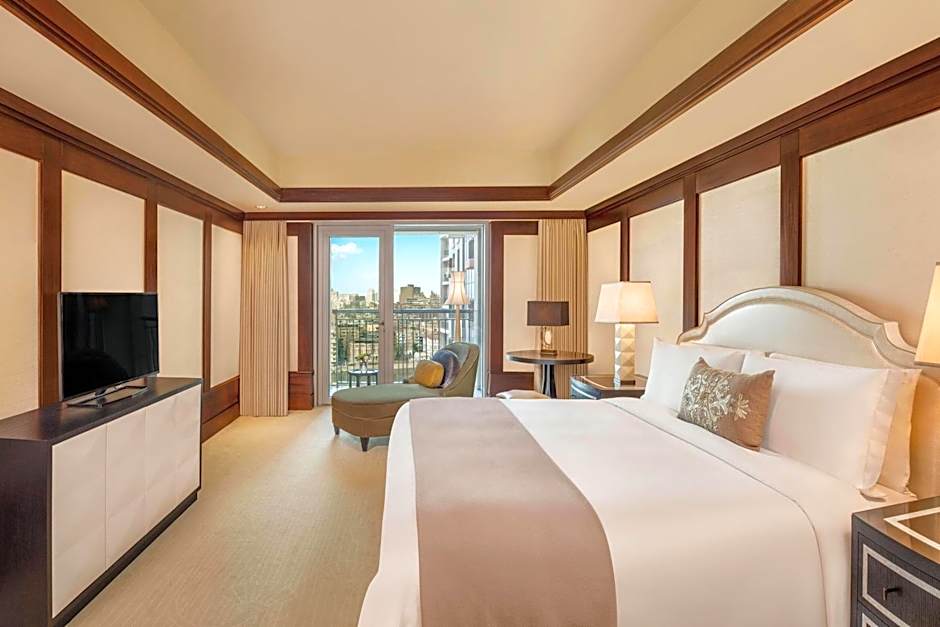 Photo 1 of 7 of Astor 1 Bedroom 1 King Bed Suite, Nile View