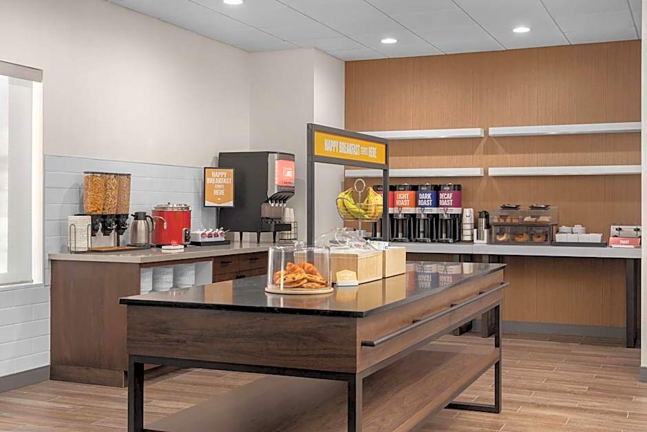 Hampton Inn & Suites Orangeville, ON