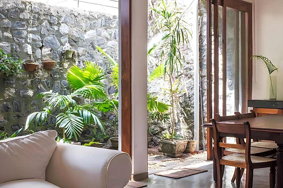 Mount Lodge Boutique Hotel