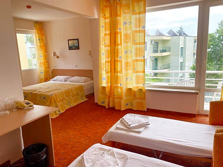 Vezhen Hotel - Free Parking