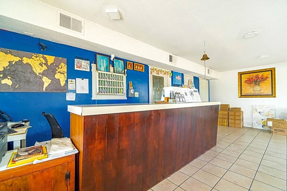Lamplighter Inn By OYO Independence