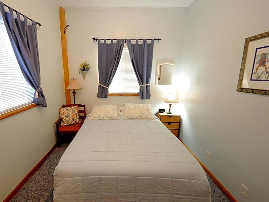 Photo 1 of 5 of Double Room with Private Bathroom
