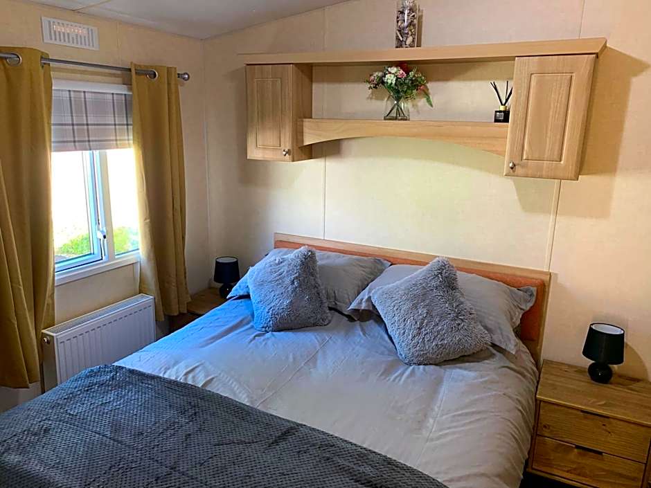 Teviotview Riverside Retreat