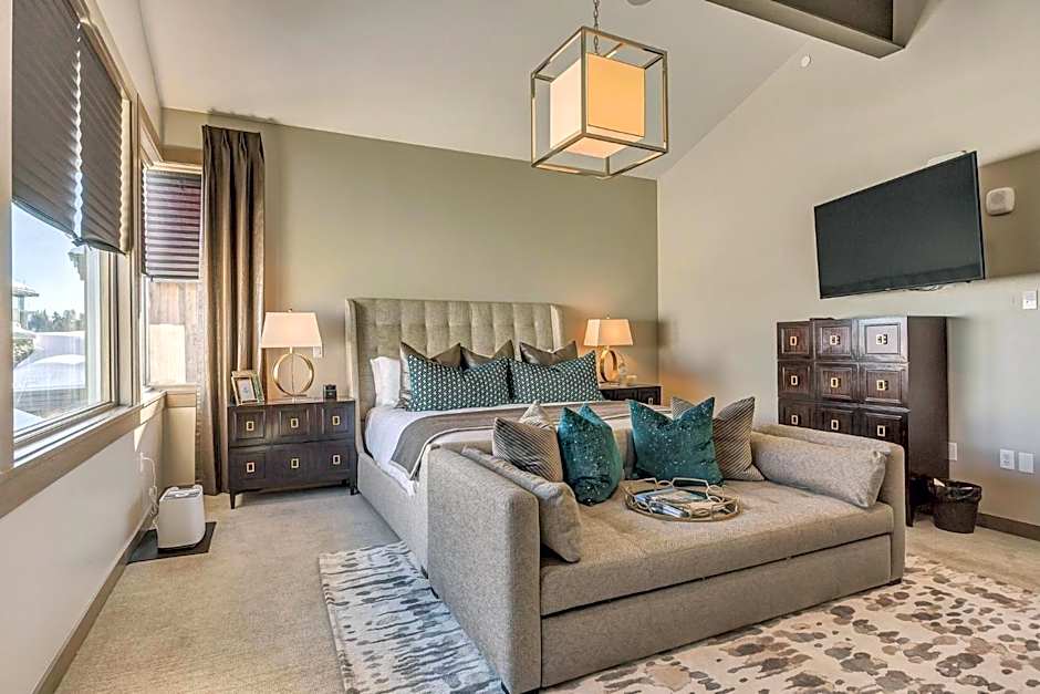 Stein Eriksen Residences