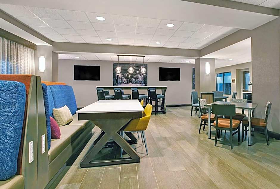 Hampton Inn By Hilton Greenville Woodruff Road