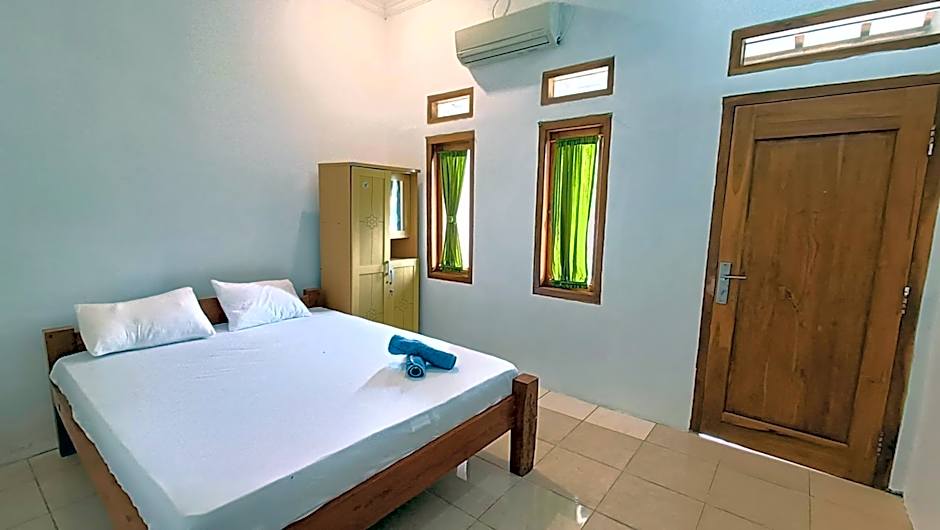 Jogo Segoro Homestay Mitra RedDoorz near Pantai Sundak Gunungkidul