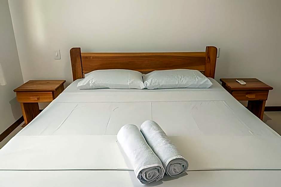 450m PRAIA de Taperapuan; Piscina; 2 quartos; WiFi 300 mbs; Churrasqueira; Estacionamento Gratuito 1 carro