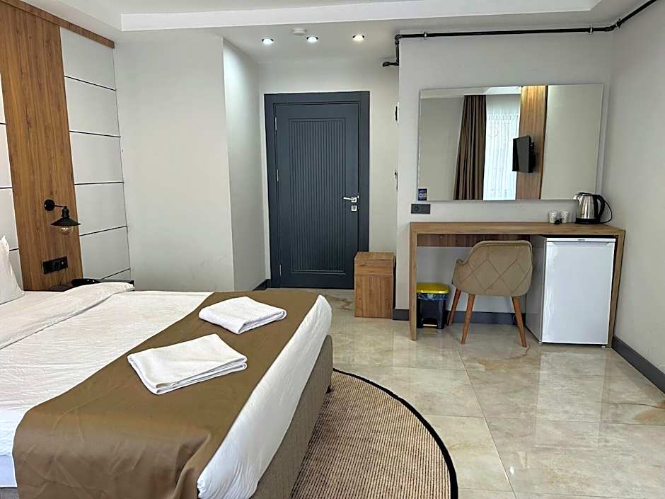 Pars Palas Hotel