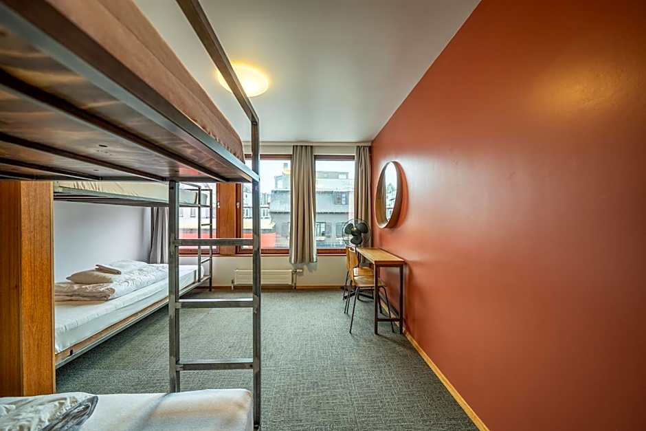 Loft - HI Eco Hostel