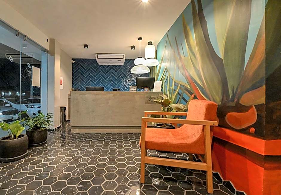 Vista Express Guadalajara Expo SureStay Collection by BW