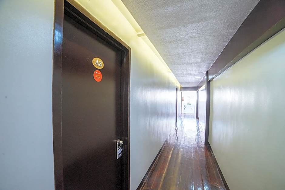 RedDoorz near San Juanico Bridge