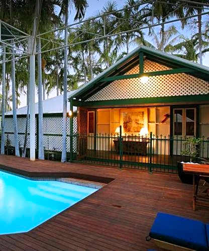 Pinctada McAlpine House