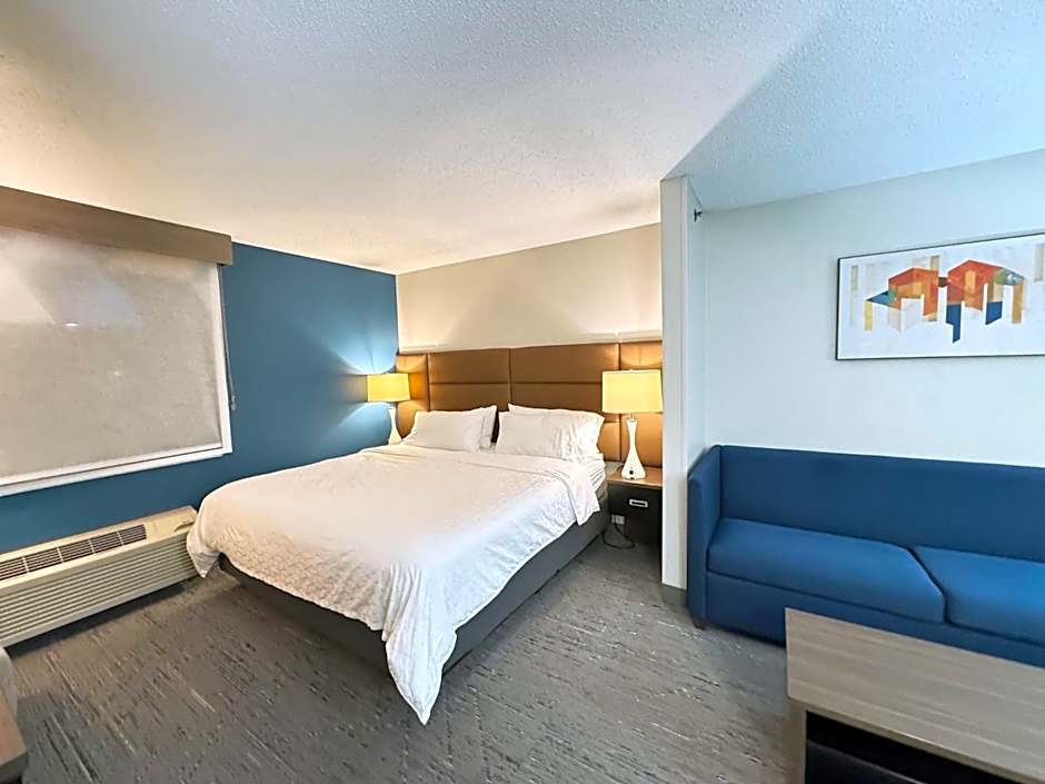 Holiday Inn Express Hotel & Suites St. Paul - Woodbury By IHG