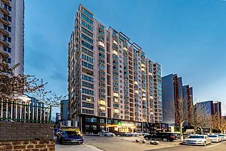 Thank Hotel Plus Pingding Mountain City Hall