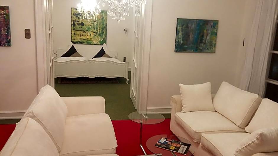 Photo 1 of 7 of Suite