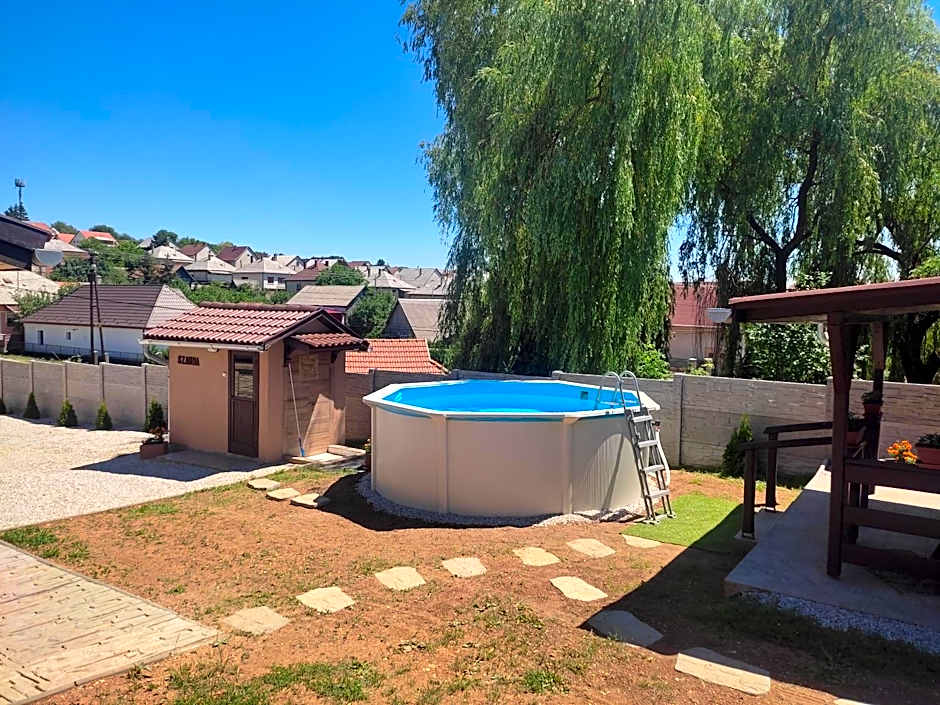 Négy Évszak Vendégház