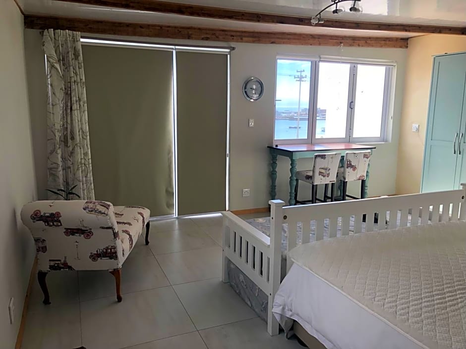 Blue Bay Studio Bayview