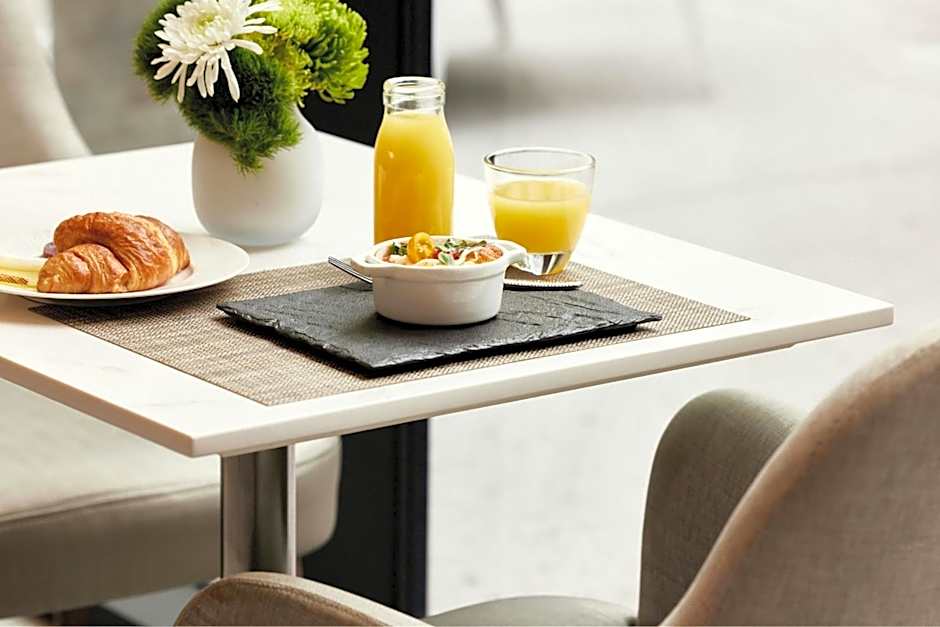 AC Hotel by Marriott Dallas by the Galleria