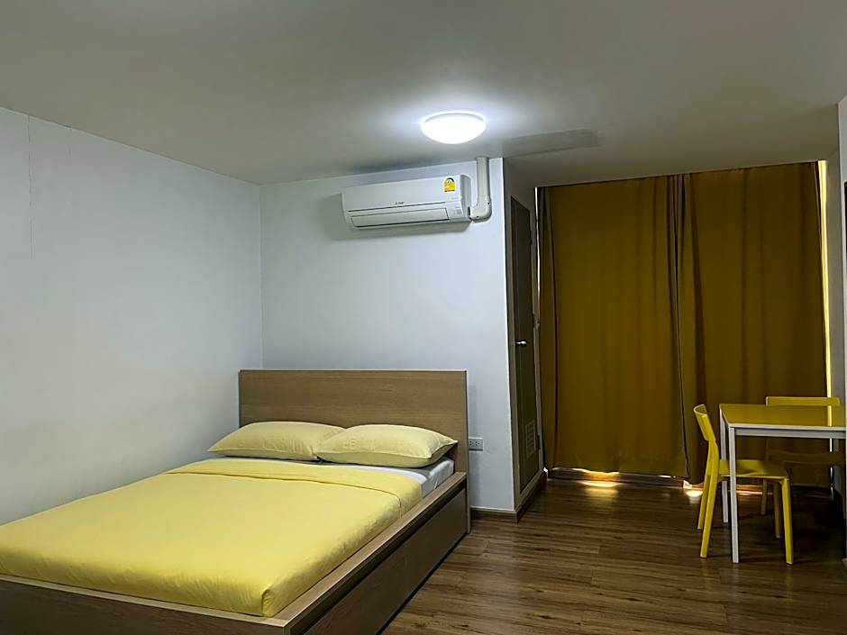 Dao Jaras Fah Hometel ดาวจรัสฟ้าโฮมเทล