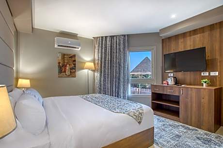 Nozol Pyramids Hotel and Spa