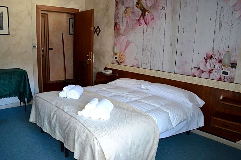 Hotel Rosa Serenella