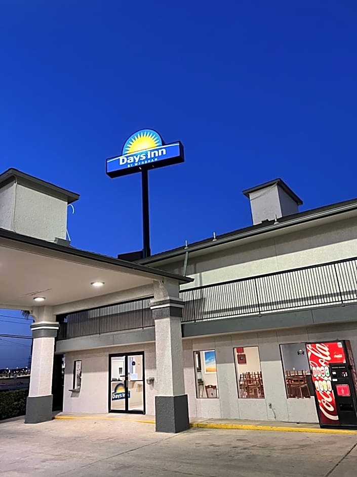 Days Inn by Wyndham San Antonio Interstate Hwy 35 North