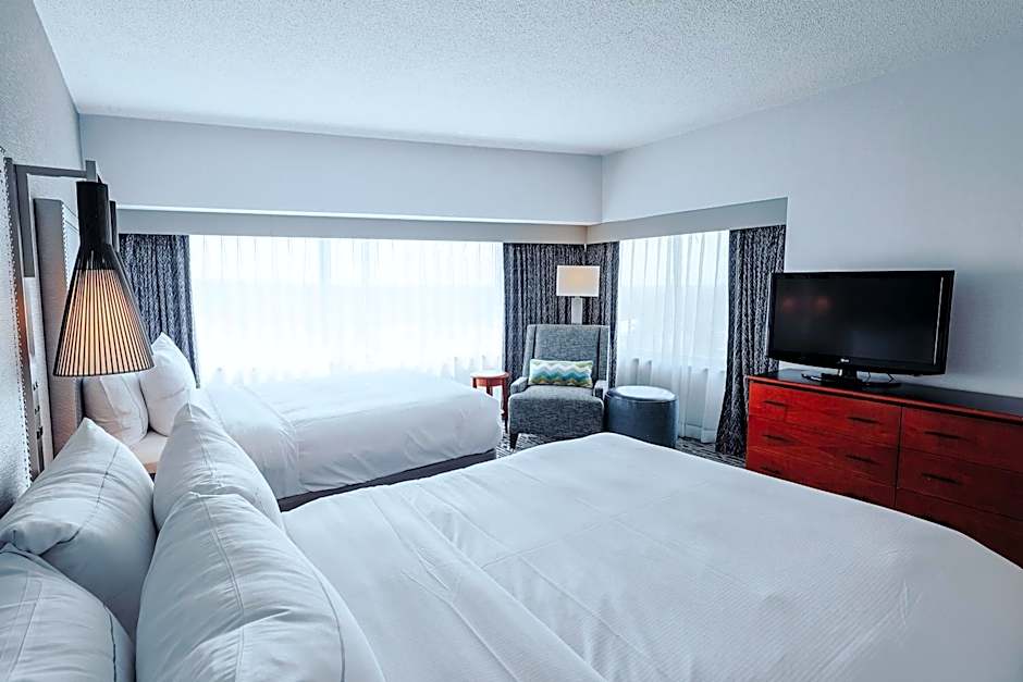 DoubleTree By Hilton Guest Suites & Conf. Center Chicago Downers Grove