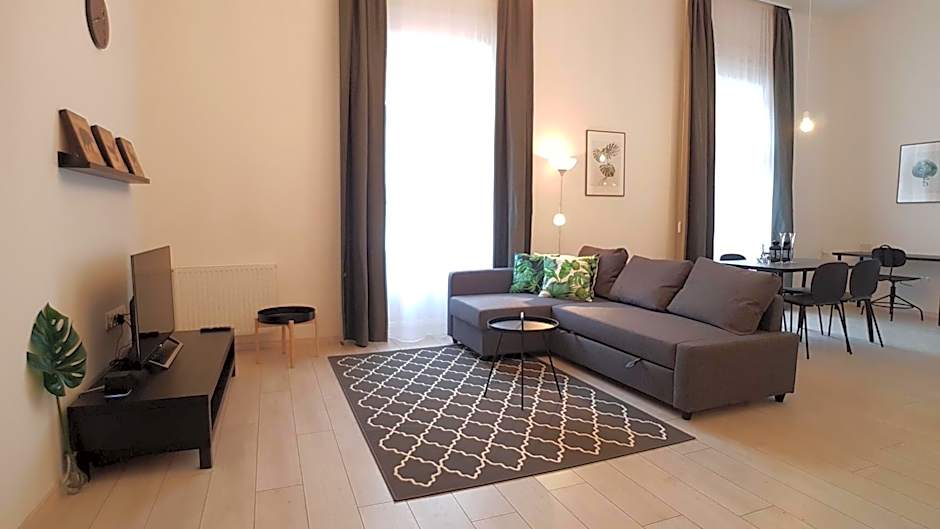 Piacsek Apartmanház