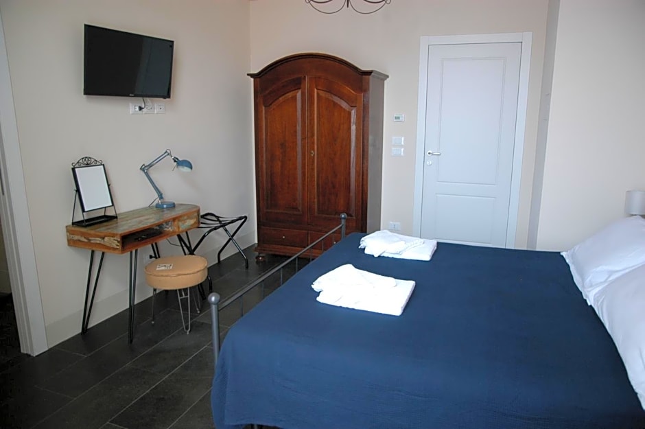 Castello D'Alcontres Guest House 3 stelle