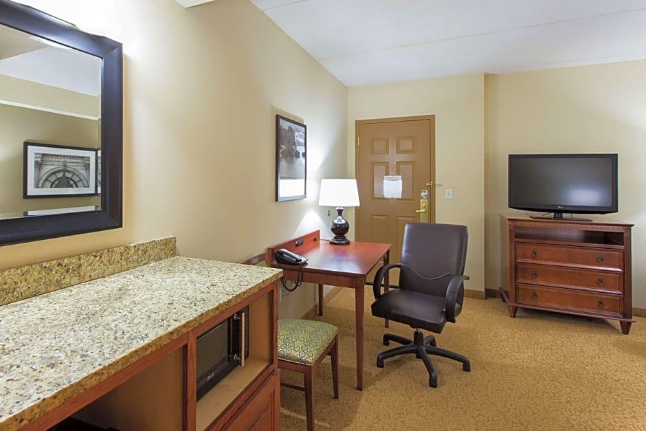 Country Inn & Suites by Radisson, Buffalo South I-90, NY