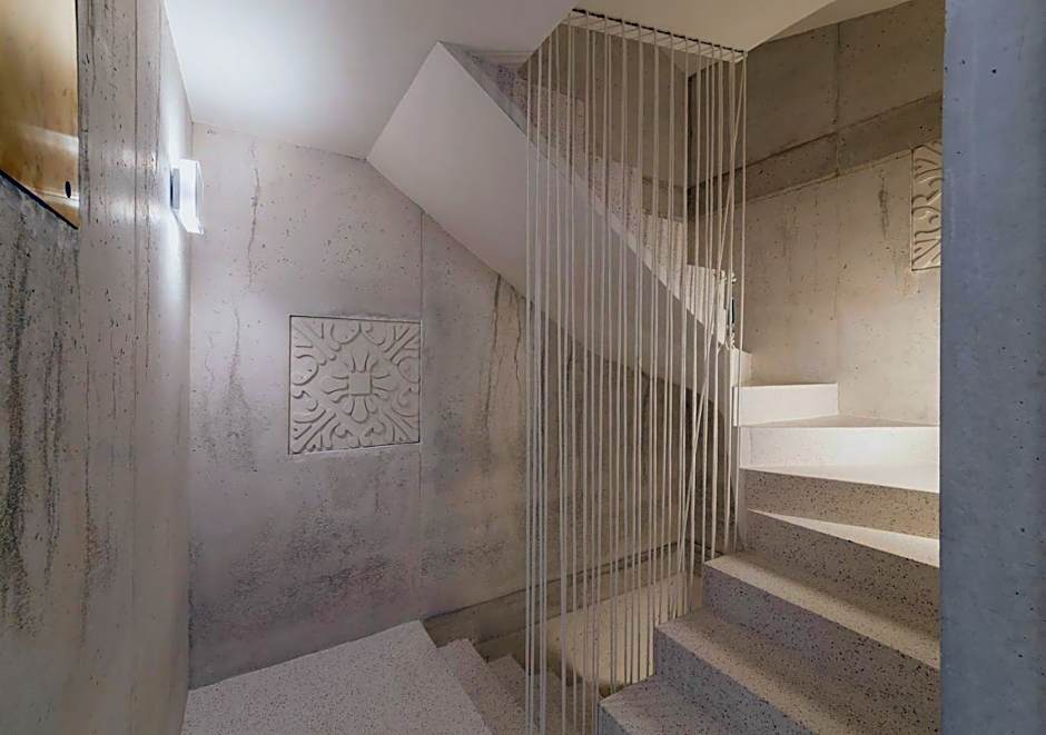 Oporto Street das Aldas - River View