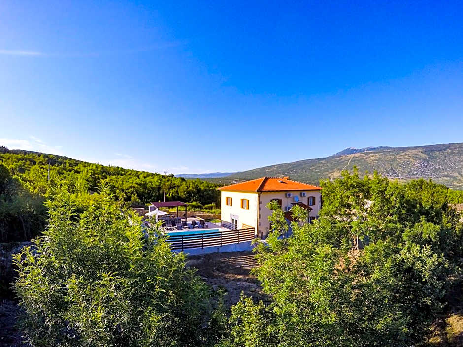 Villa Telma in Kostrčani - Haus für 8-10 Personen