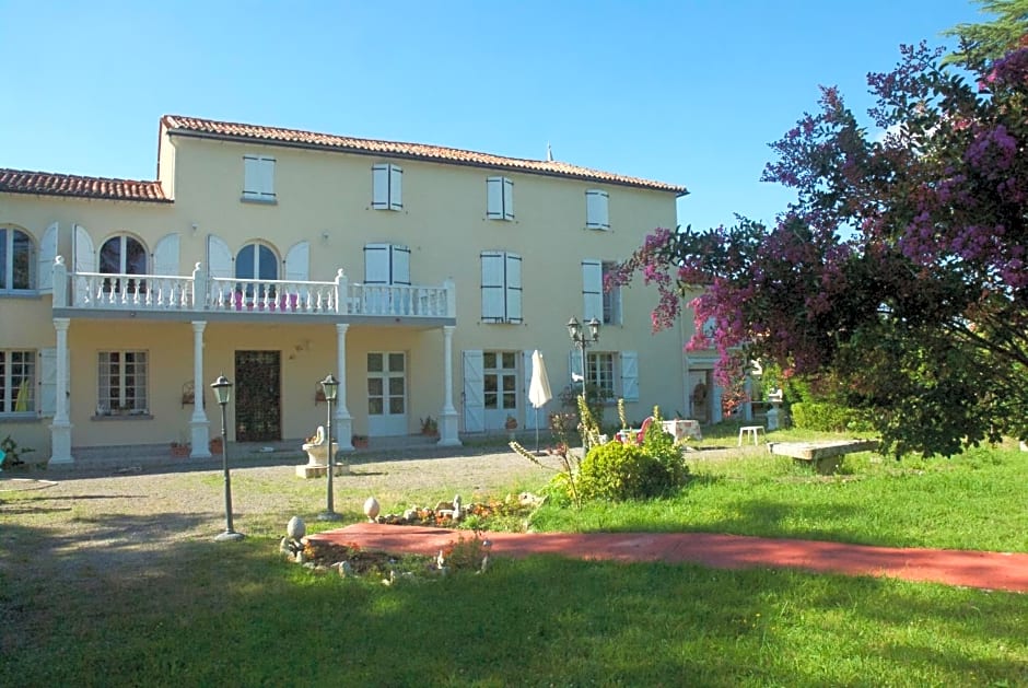 Le Clos des Cèdres b&b