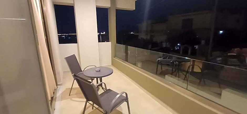 ALPHA APARTMENTS Free Shuttle from and to the Airport