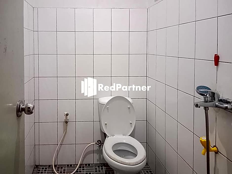 Kampung Resort Pertiwi by Reddoorz – Cisarua, PA