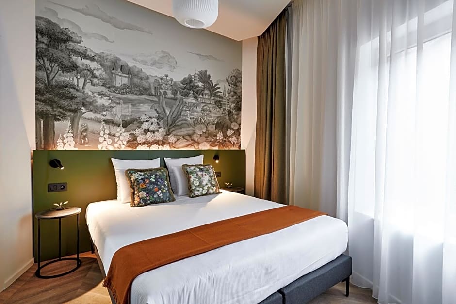 Urban Yard Hotel