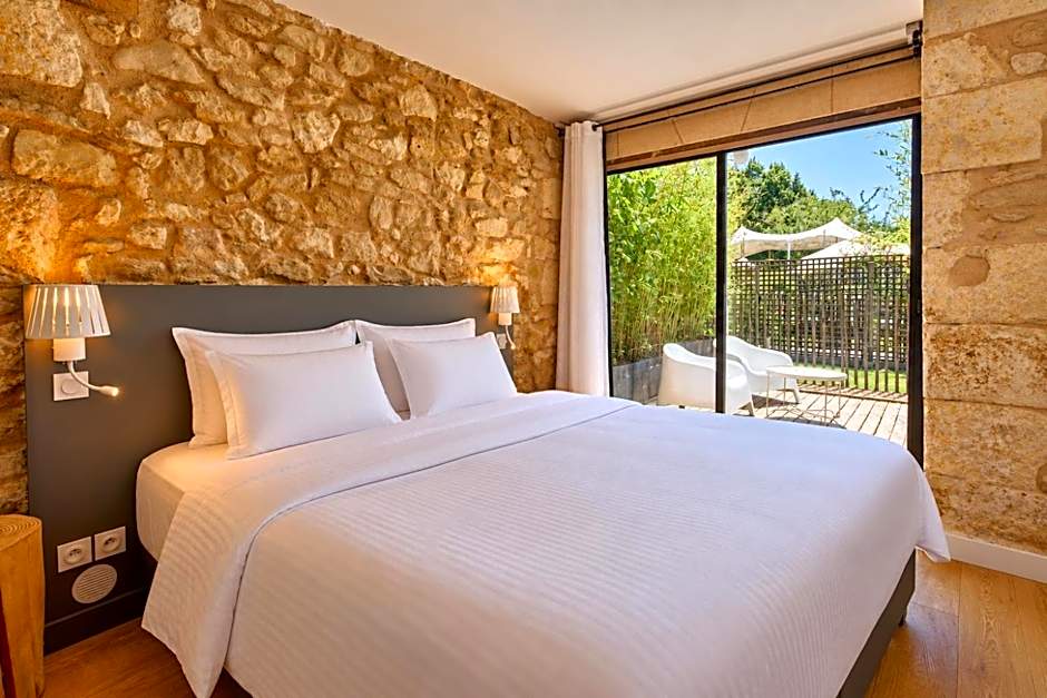 Le Domaine de Baulieu, Singuliers Hotels