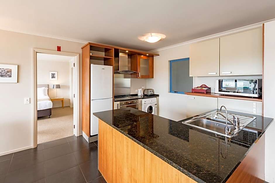 Blue Pacific Apartments